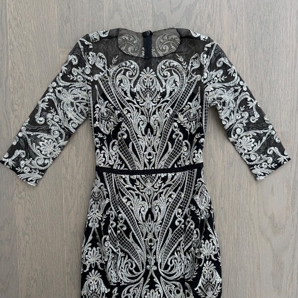 Marchesa Notte Moises Embroidered Gown Maxi Dress Gold Back Lace - Size 2 - Picture 5 of 14